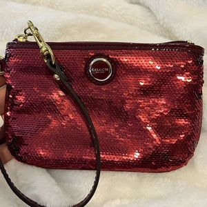 EUC Coach Spotlight Ruby Wristlet ❤️